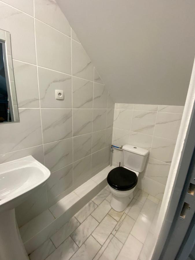 Hotel Pincevent La Queue-en-Brie Zewnętrze zdjęcie