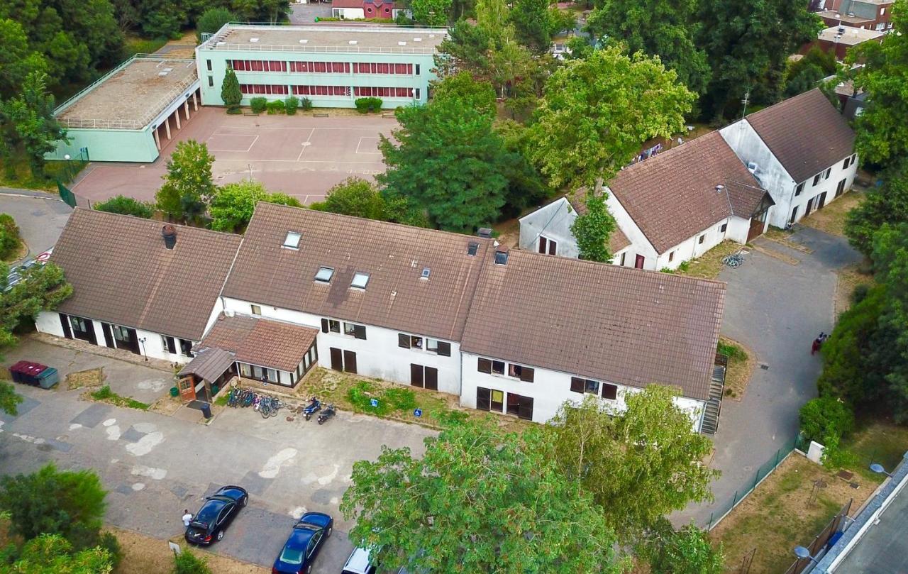 Hotel Pincevent La Queue-en-Brie Zewnętrze zdjęcie